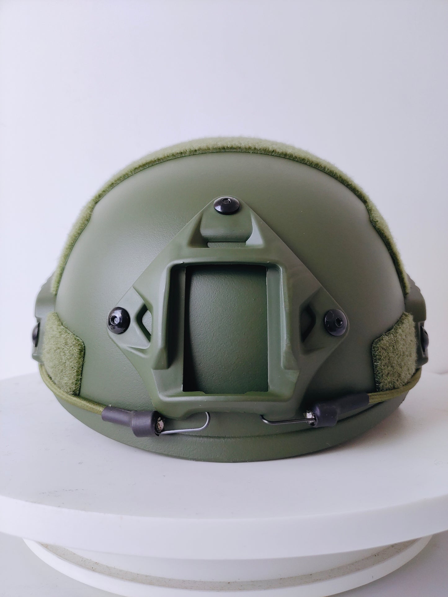 FAST Tactical Helmet ABS Engineering Plastic Material, Outdoor Equipment, Anti-Drop and Smash, Standard Internal Suspension, Advanced Protective Equipment