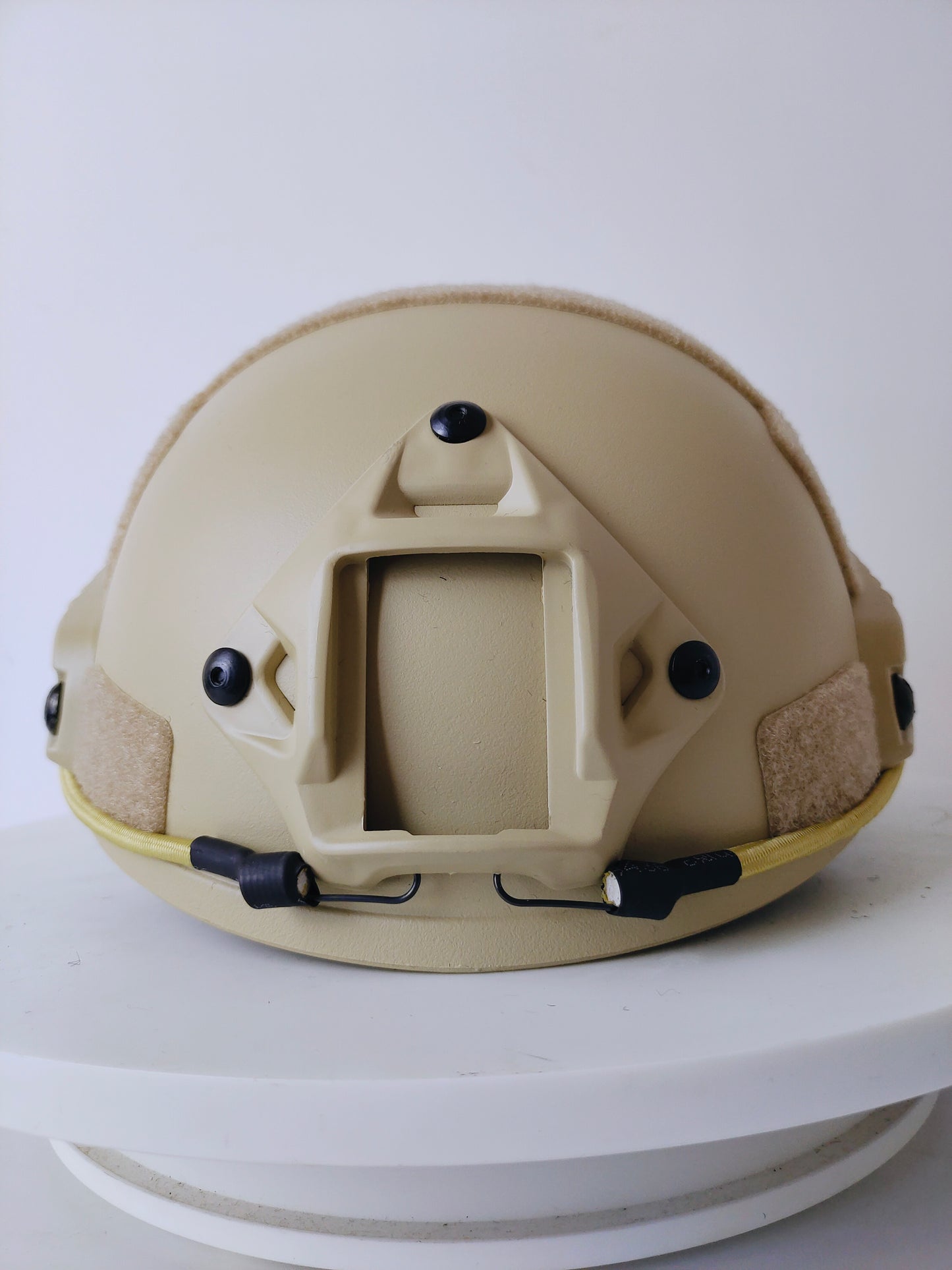 FAST Tactical Helmet ABS Engineering Plastic Material, Outdoor Equipment, Anti-Drop and Smash, Standard Internal Suspension, Advanced Protective Equipment