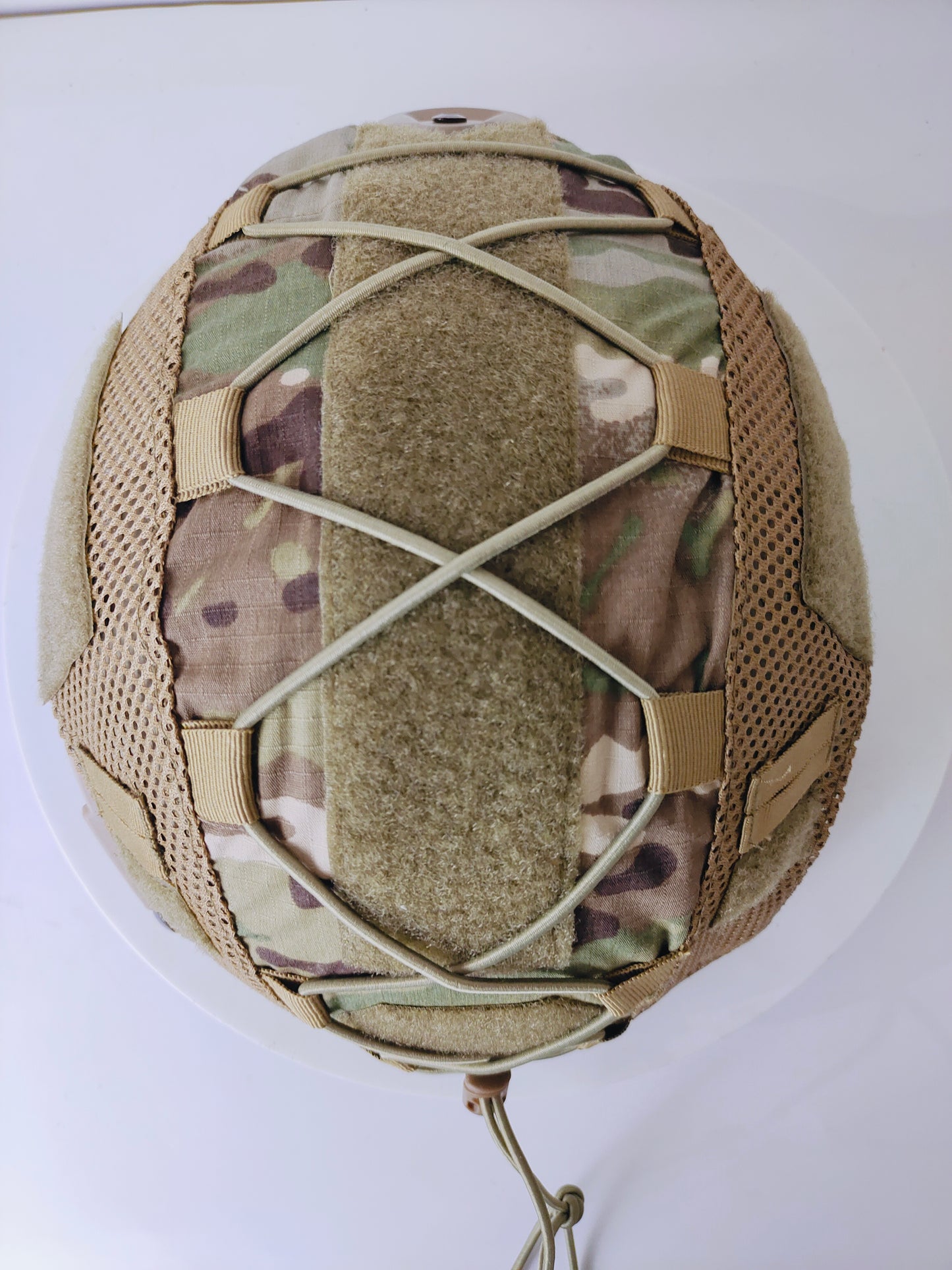 FAST helmet and helmet cover, tactical covering, multiple materials available, engineering plastic, fiberglass, PE fiber, Kevlar, CP camouflage color, regular upholstery, advanced protective equipment