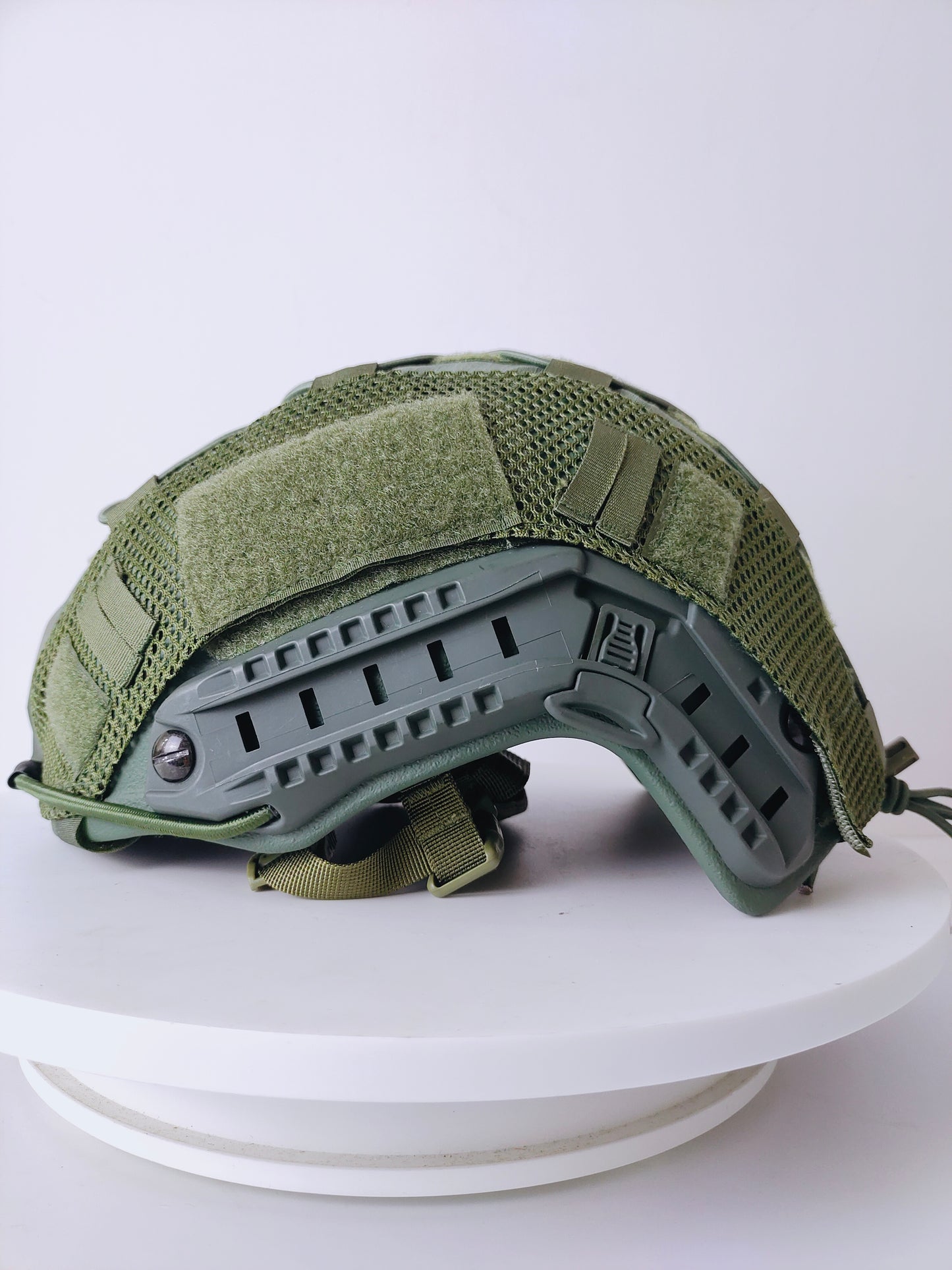 FAST helmets and helmet covers, tactical covers, a variety of materials to choose from, engineering plastics, fiberglass, PE fiber, Kevlar, green, conventional upholstery, advanced protective equipment