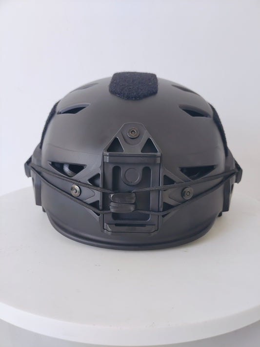 Wendy's tactical helmet ABS engineering plastic material, outdoor equipment, anti-smashing, Wendy's built-in suspension, advanced protective equipment