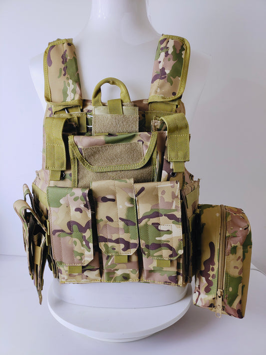 Steel wire tactical vest, high-strength fabric, wear-resistant, multiple equipment bags, adjustable size, advanced protective equipment